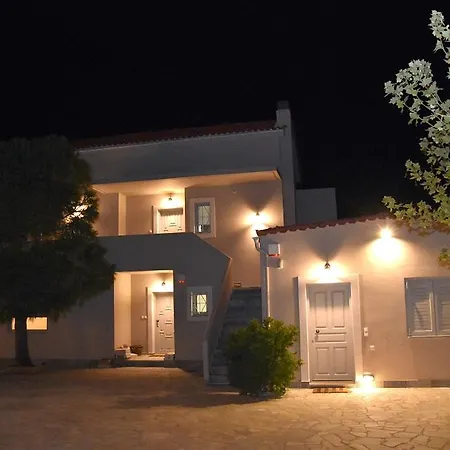 Aparthotel Muse Karystos (Evia)