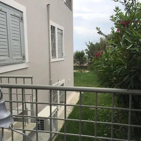 Muse Aparthotel Karystos (Evia)